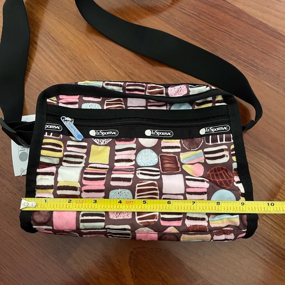 NWT Lesportsac Gabrielle East/West Crossbody Bag - Picture 11 of 11